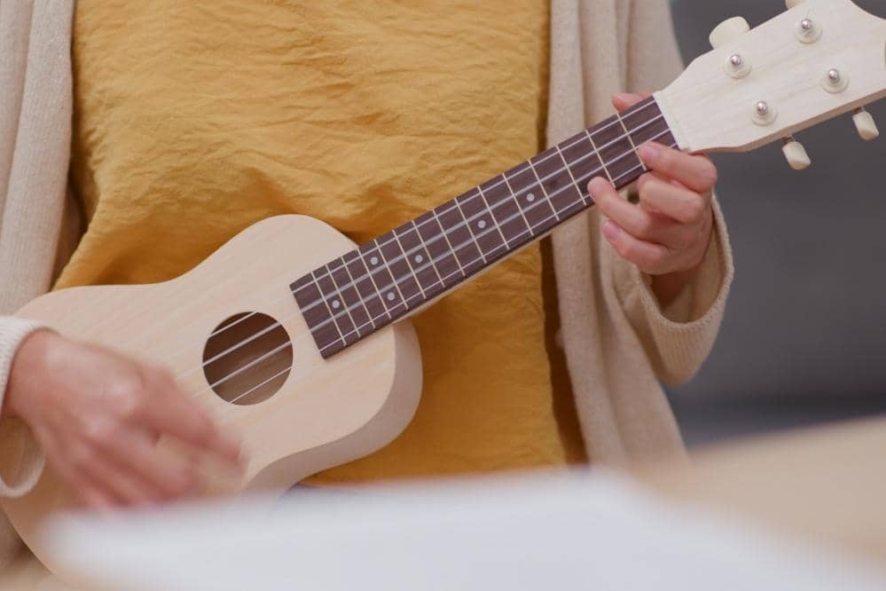 Can You Play the Same Songs on Guitar and Ukulele? 